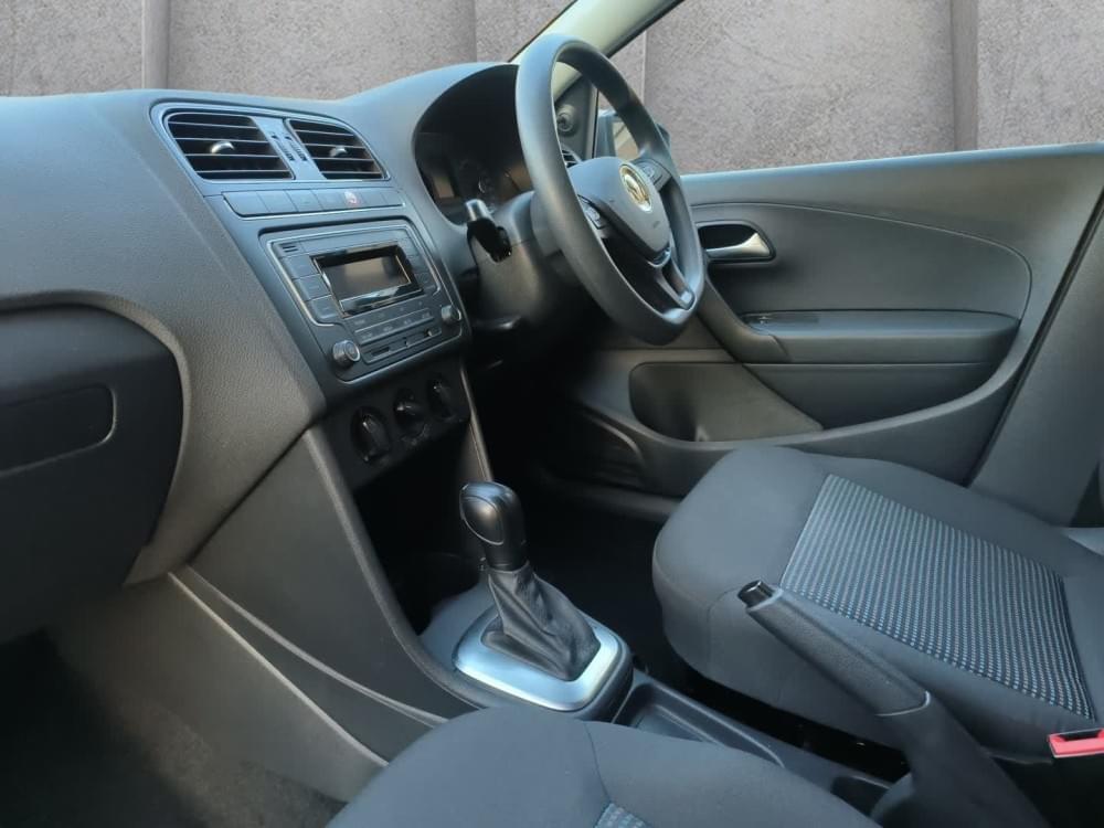 Volkswagen Polo Vivo Hatch 1.6 Comfortline Tiptronic