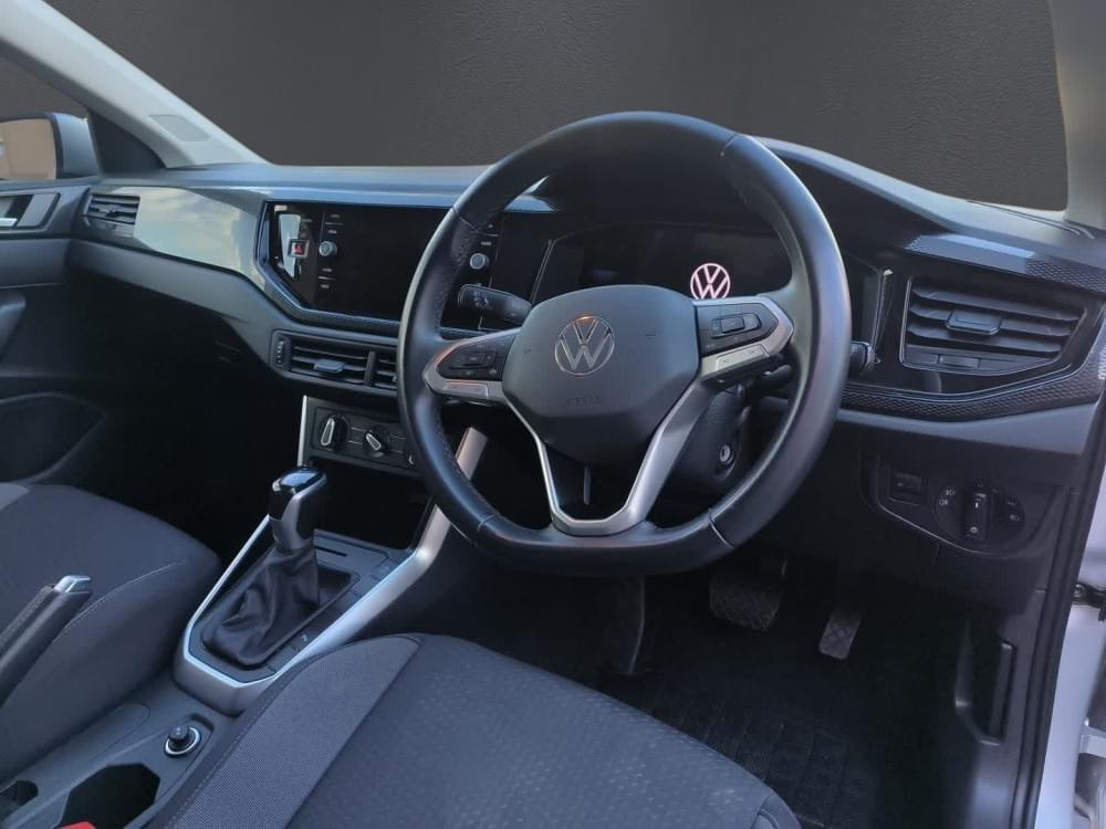 Volkswagen Polo Hatch 1.0 Tsi Life Dsg