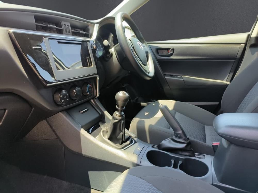 Toyota Corolla Quest 1.8 Plus