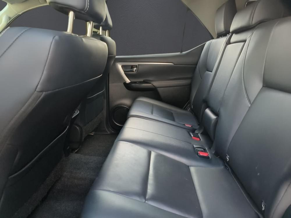 Toyota Fortuner 2.4 Gd-6 Rb 6At