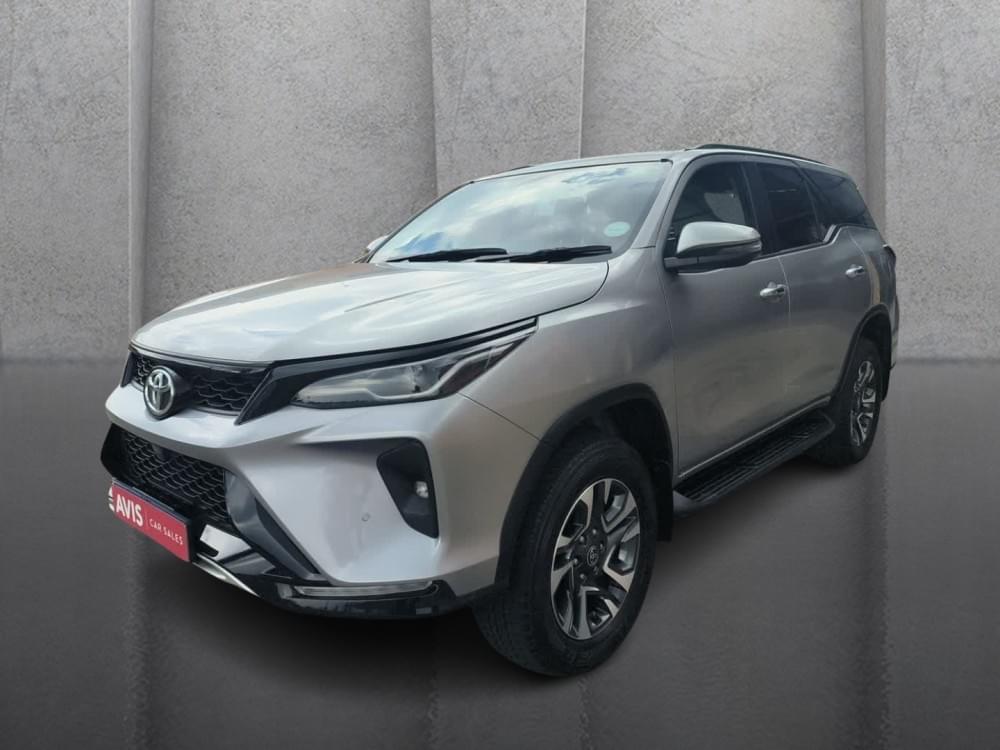 Toyota Fortuner 2.4 Gd-6 Rb At