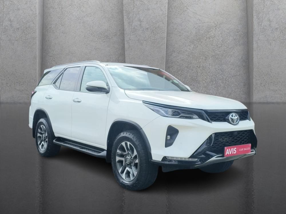 Toyota Fortuner 2.4 Gd-6 Rb At