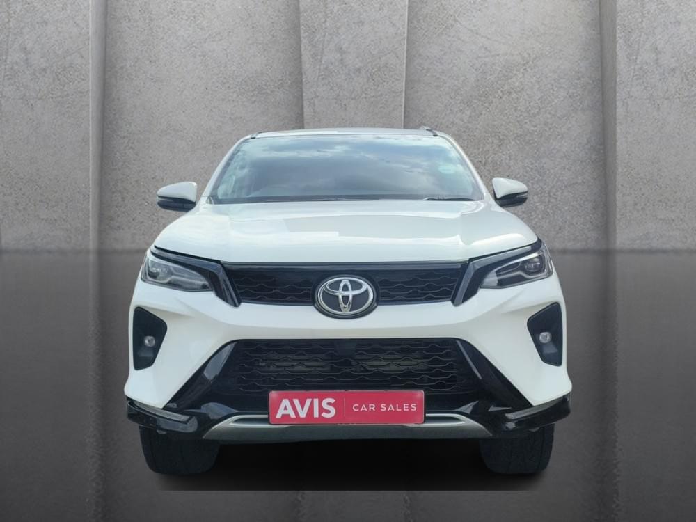 Toyota Fortuner 2.4 Gd-6 Rb At