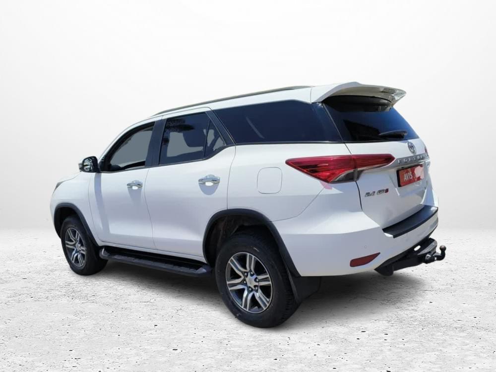 Toyota Fortuner 2.4 Gd-6 Raised Body At