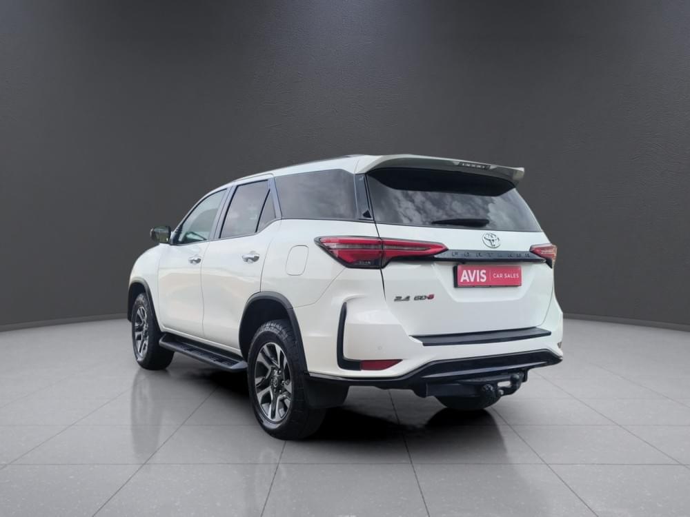 Toyota Fortuner 2.4 Gd-6 Rb 6At