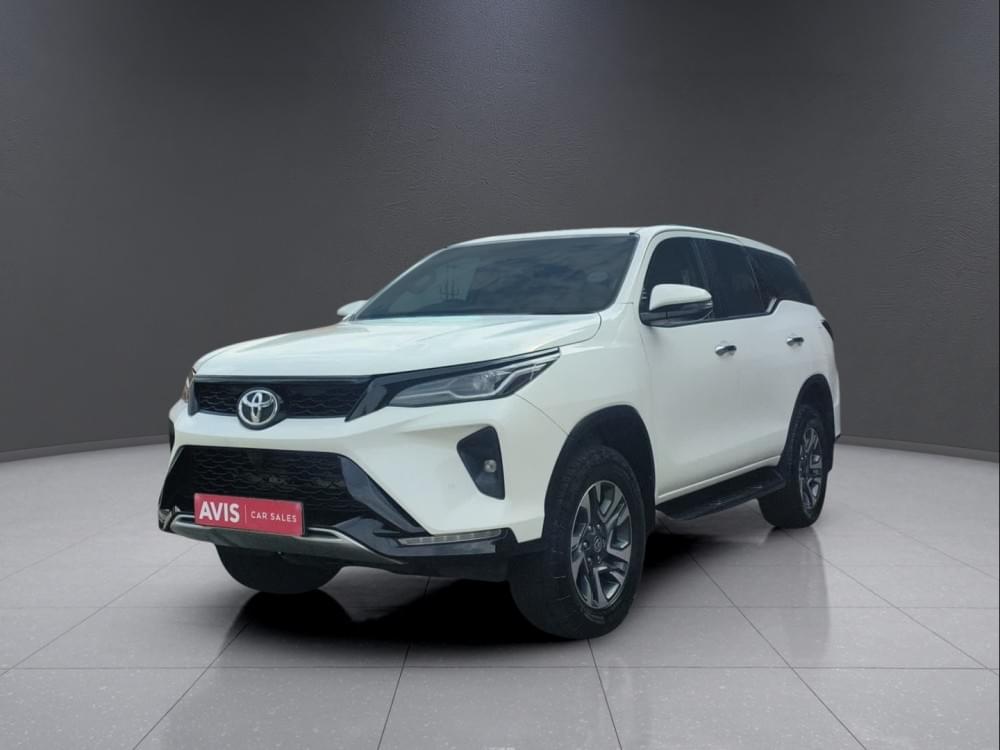 Toyota Fortuner 2.4 Gd-6 Rb At