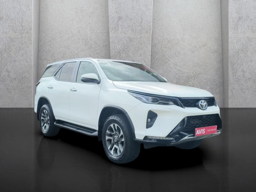 Toyota Fortuner 2.4 Gd-6 Rb At