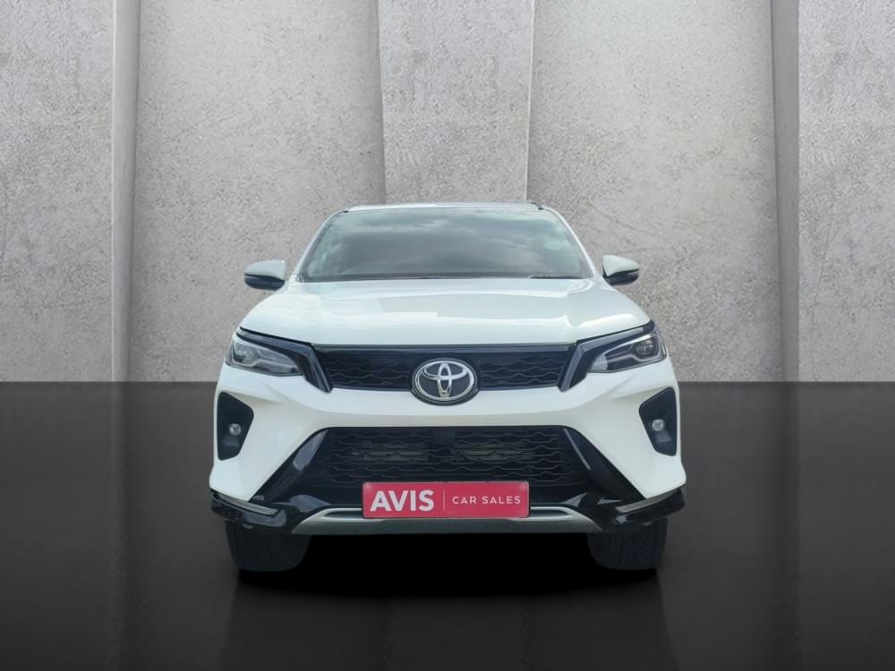 Toyota Fortuner 2.4 Gd-6 Rb At