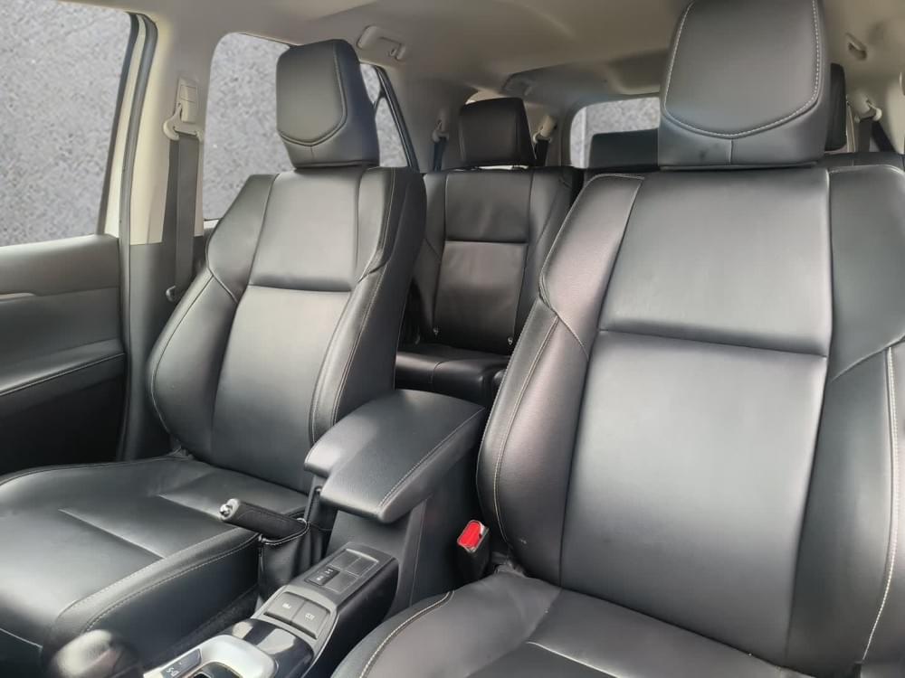 Toyota Fortuner 2.4 Gd-6 Rb At