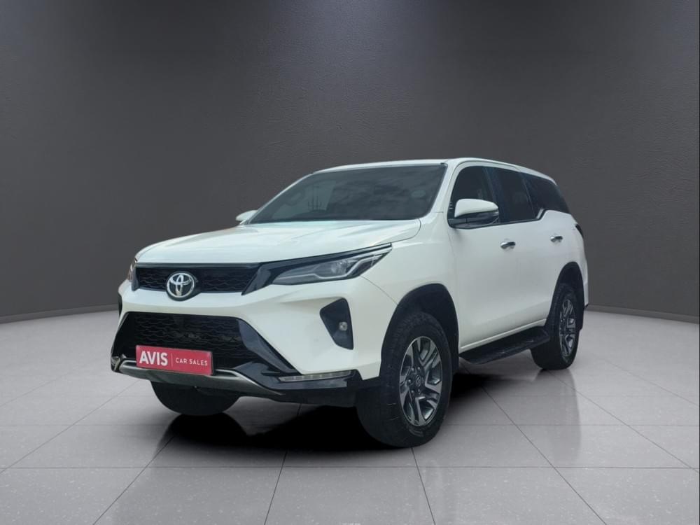 Toyota Fortuner 2.4 Gd-6 Rb At