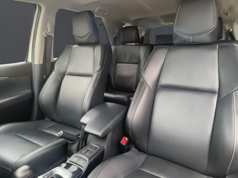 Toyota Fortuner 2.4 Gd-6 Rb At