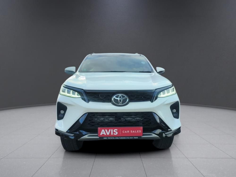 Toyota Fortuner 2.4 Gd-6 Rb At