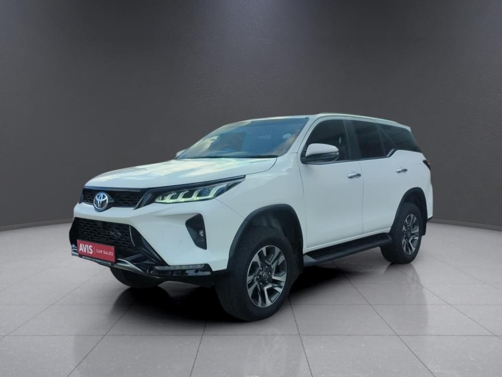 Toyota Fortuner 2.4 Gd-6 Rb At