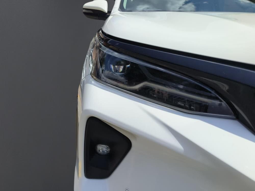 Toyota Fortuner 2.4 Gd-6 Rb At