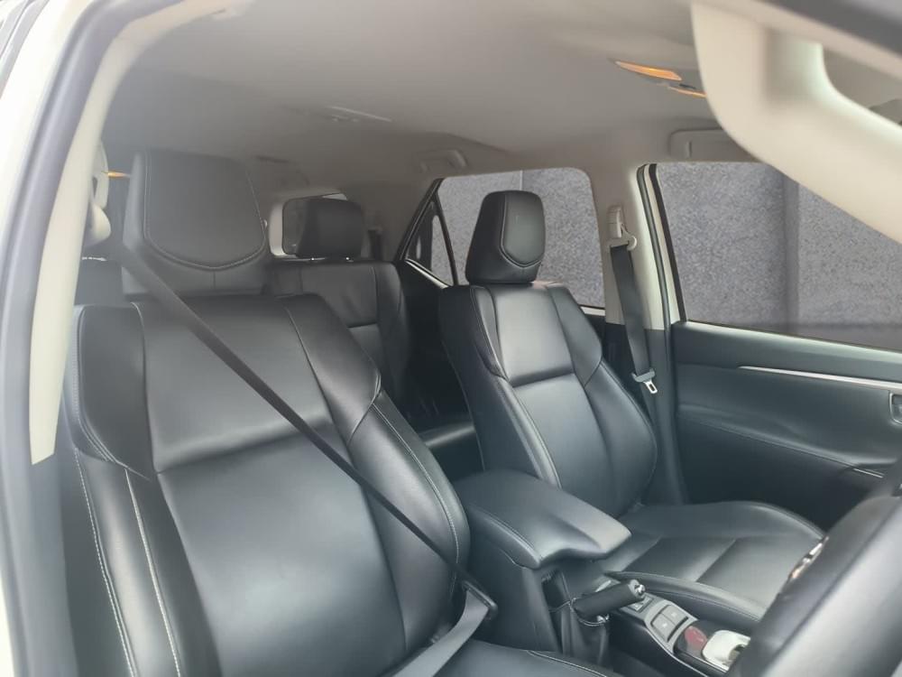Toyota Fortuner 2.4 Gd-6 Rb At