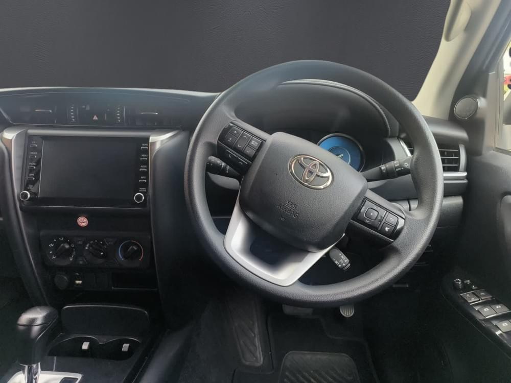 Toyota Fortuner 2.4 Gd-6 Rb At