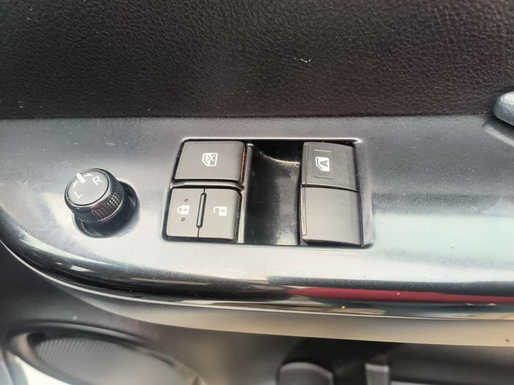 Toyota Hilux 2.7 Vvti S Ac