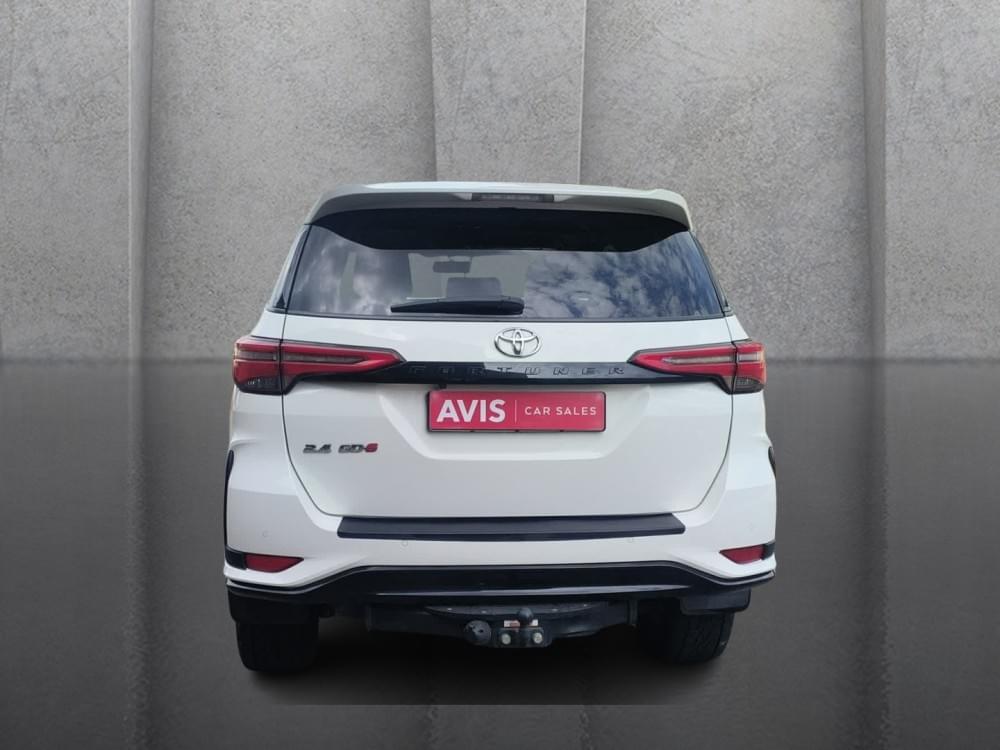Toyota Fortuner 2.4 Gd-6 4X4 At
