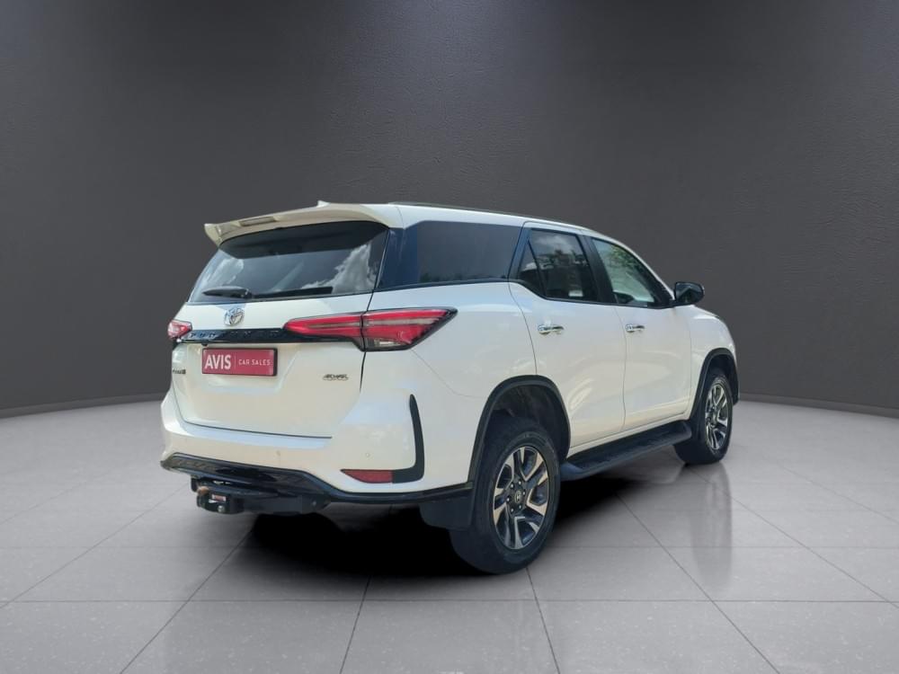 Toyota Fortuner 2.4 Gd-6 4X4 At