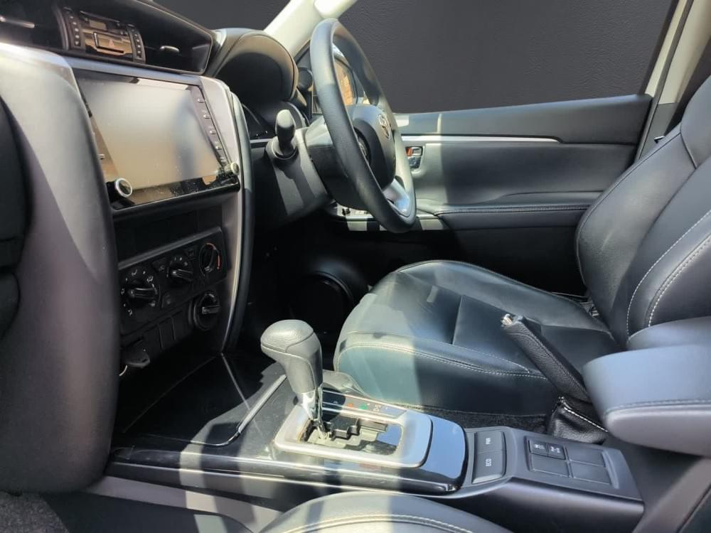 Toyota Fortuner 2.4 Gd-6 4X4 At