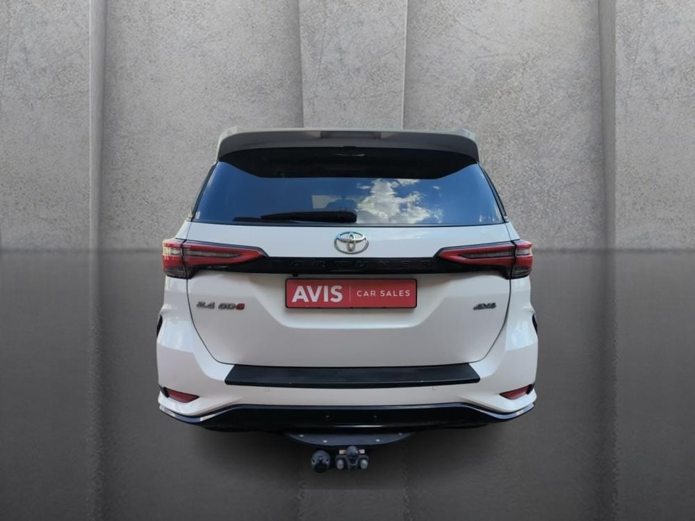 Toyota Fortuner 2.4 Gd-6 4X4 At