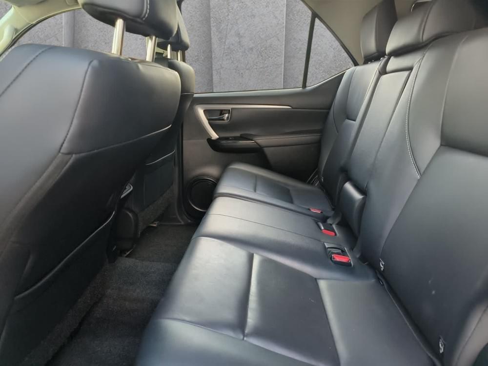 Toyota Fortuner 2.4 Gd-6 4X4 At