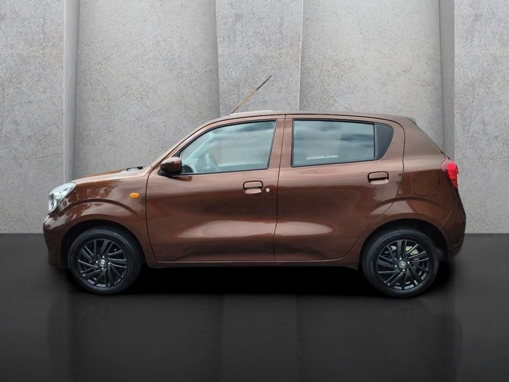 Toyota Vitz 1.0 Xr Amt