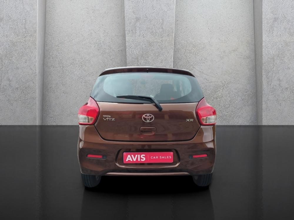 Toyota Vitz 1.0 Xr Amt