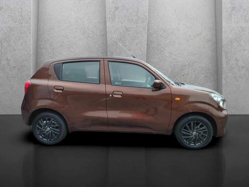 Toyota Vitz 1.0 Xr Amt