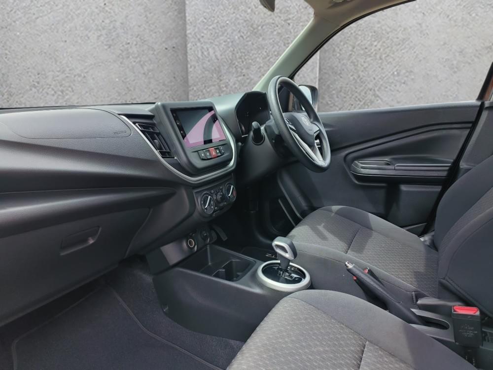 Toyota Vitz 1.0 Xr Amt