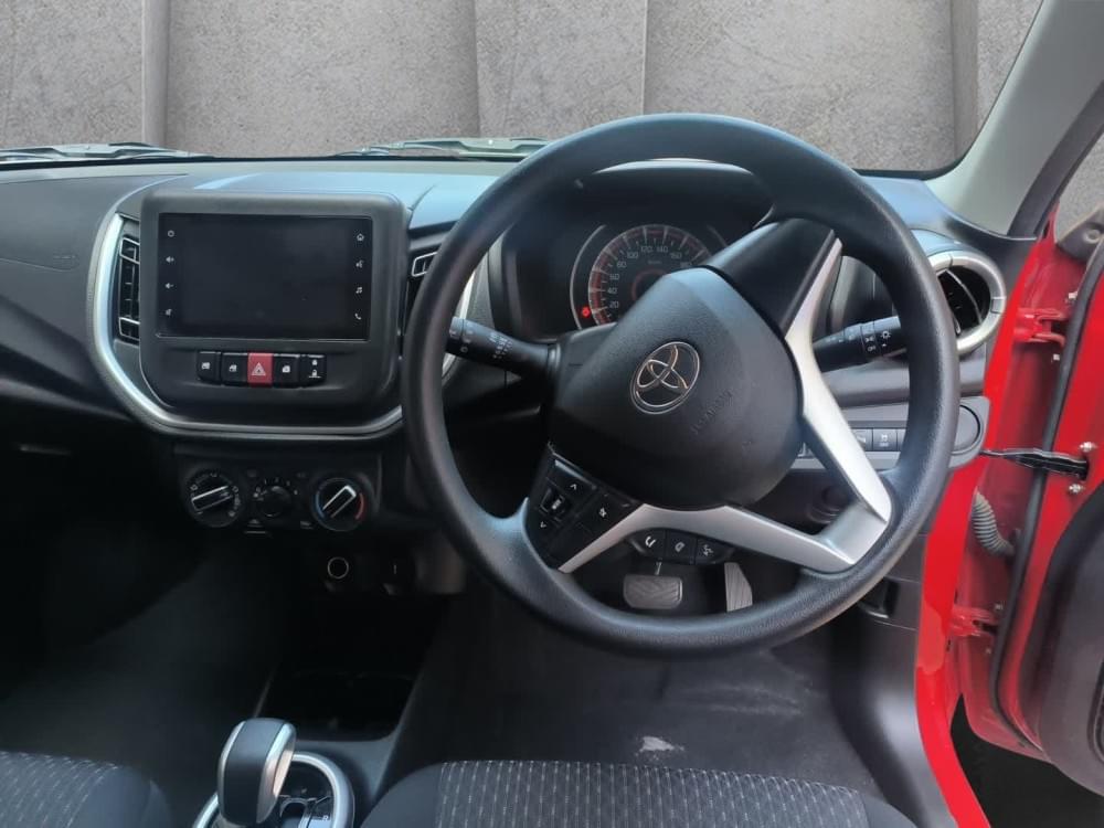 Toyota Vitz 1.0 Xr Amt