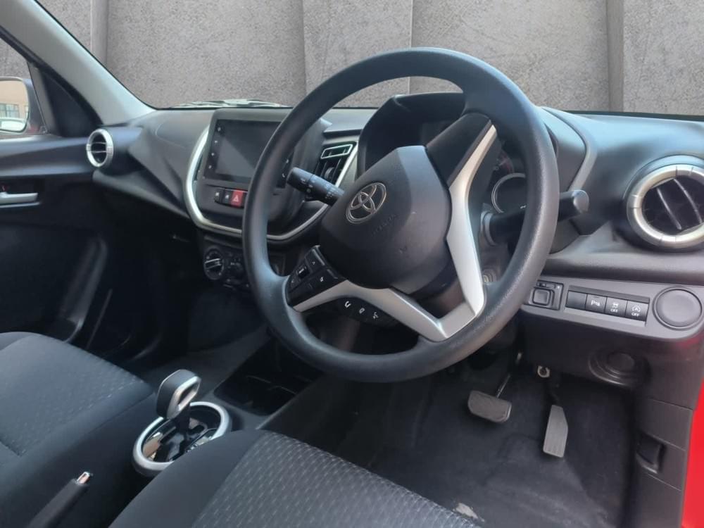 Toyota Vitz 1.0 Xr Amt