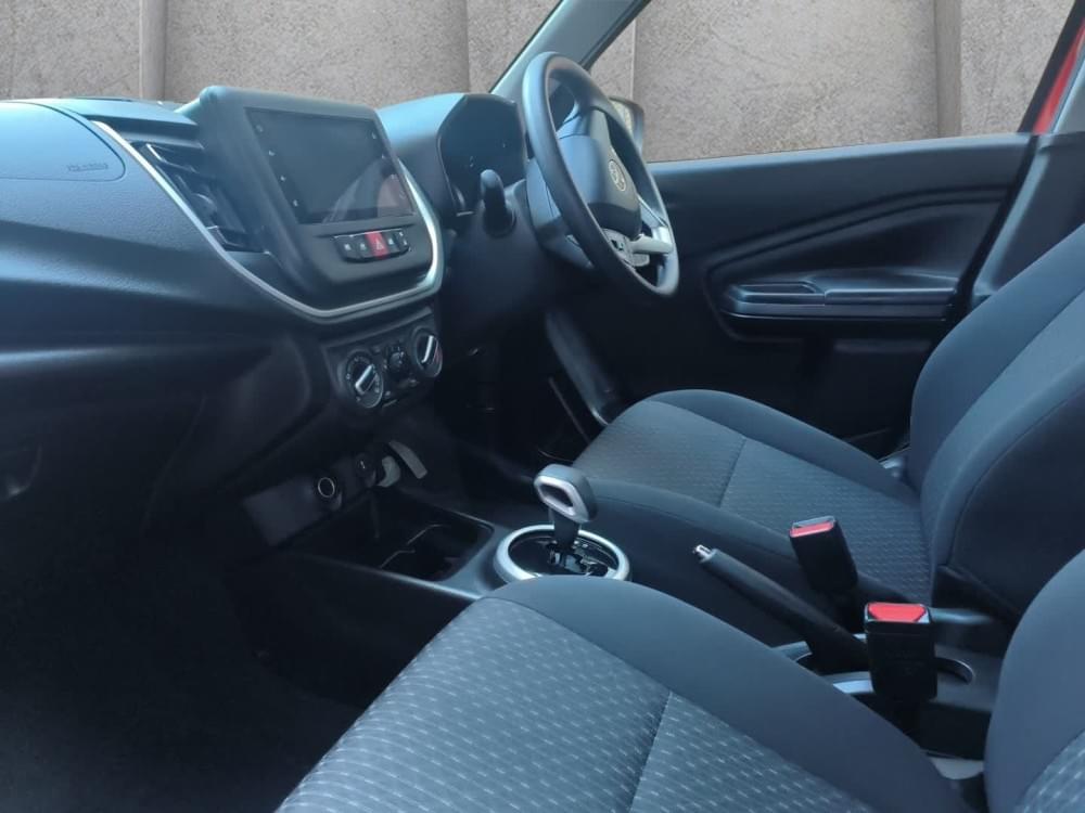 Toyota Vitz 1.0 Xr Amt