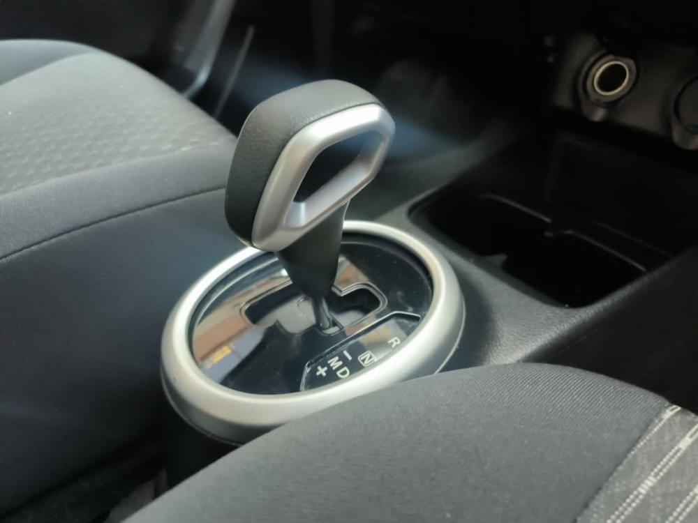 Toyota Vitz 1.0 Xr Amt