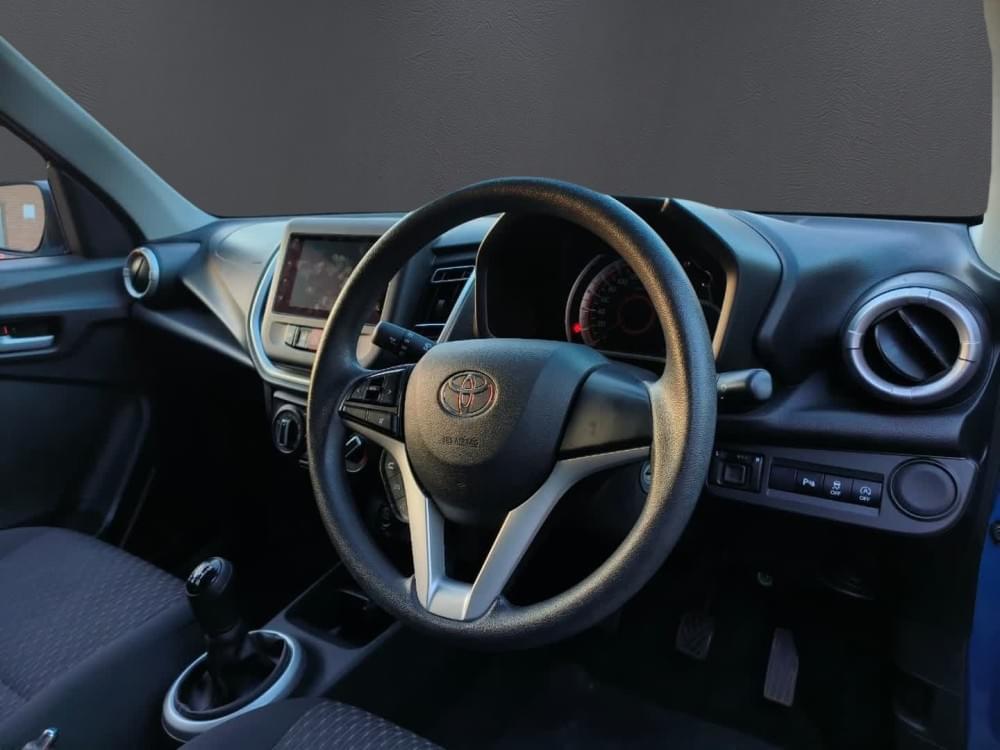 Toyota Vitz 1.0 Xr
