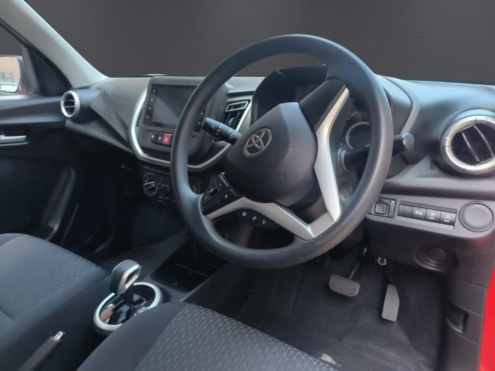 Toyota Vitz 1.0 Xr Amt