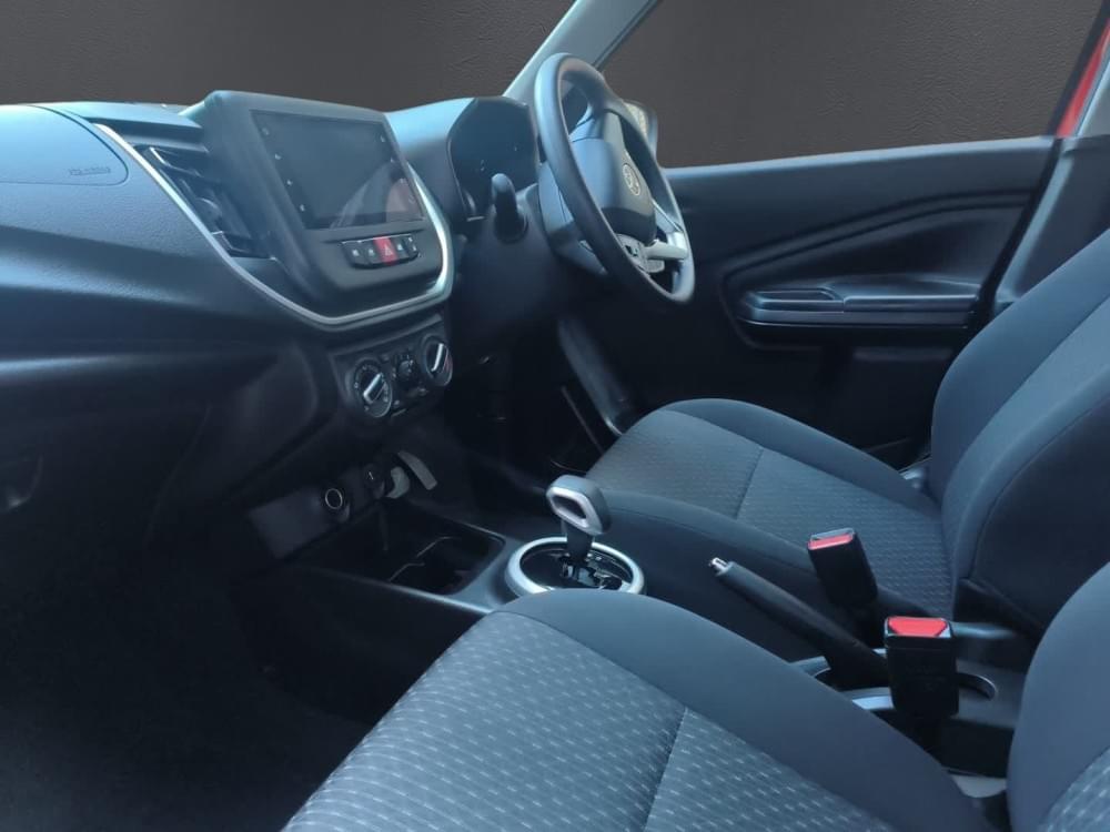 Toyota Vitz 1.0 Xr Amt