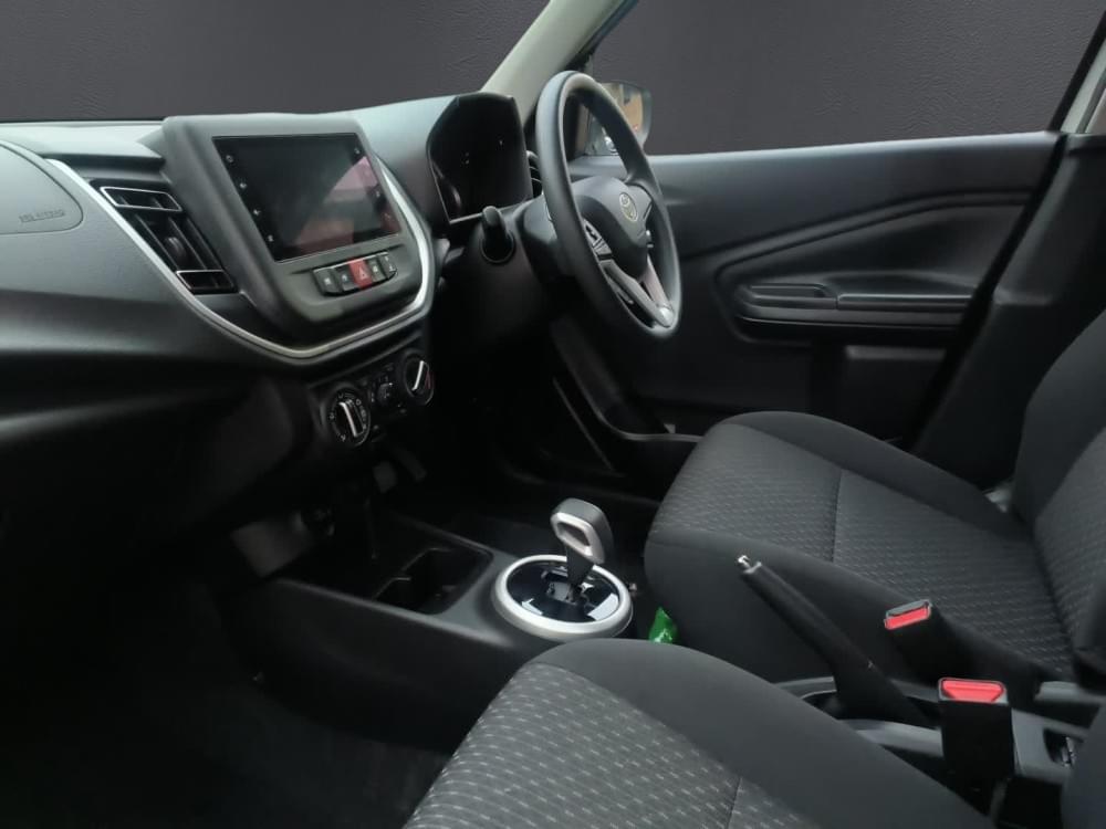Toyota Vitz 1.0 Xr Amt