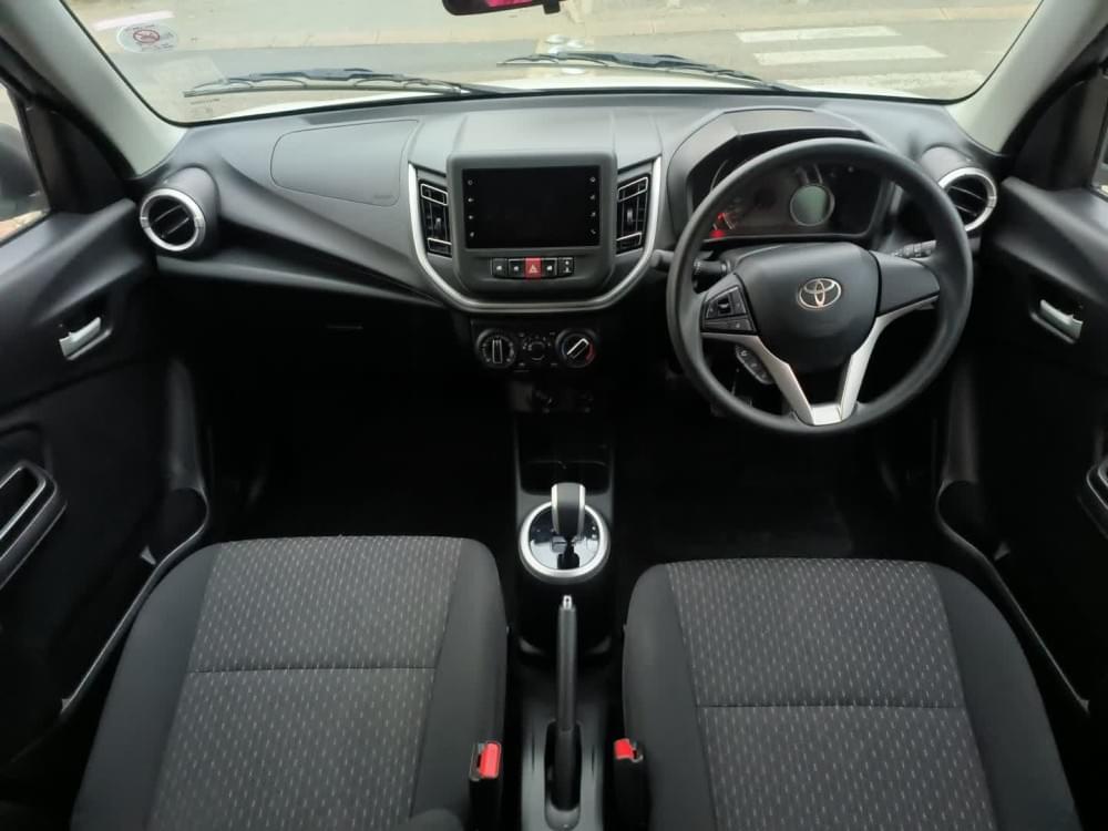Toyota Vitz 1.0 Xr Amt