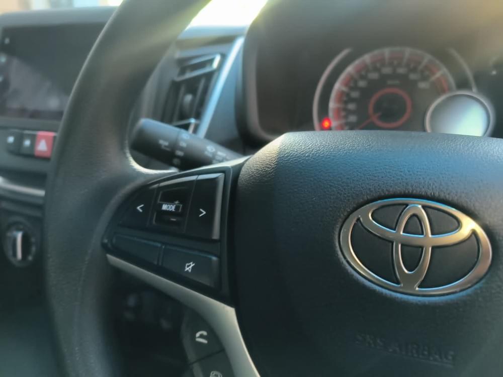 Toyota Vitz 1.0 Xr Mt