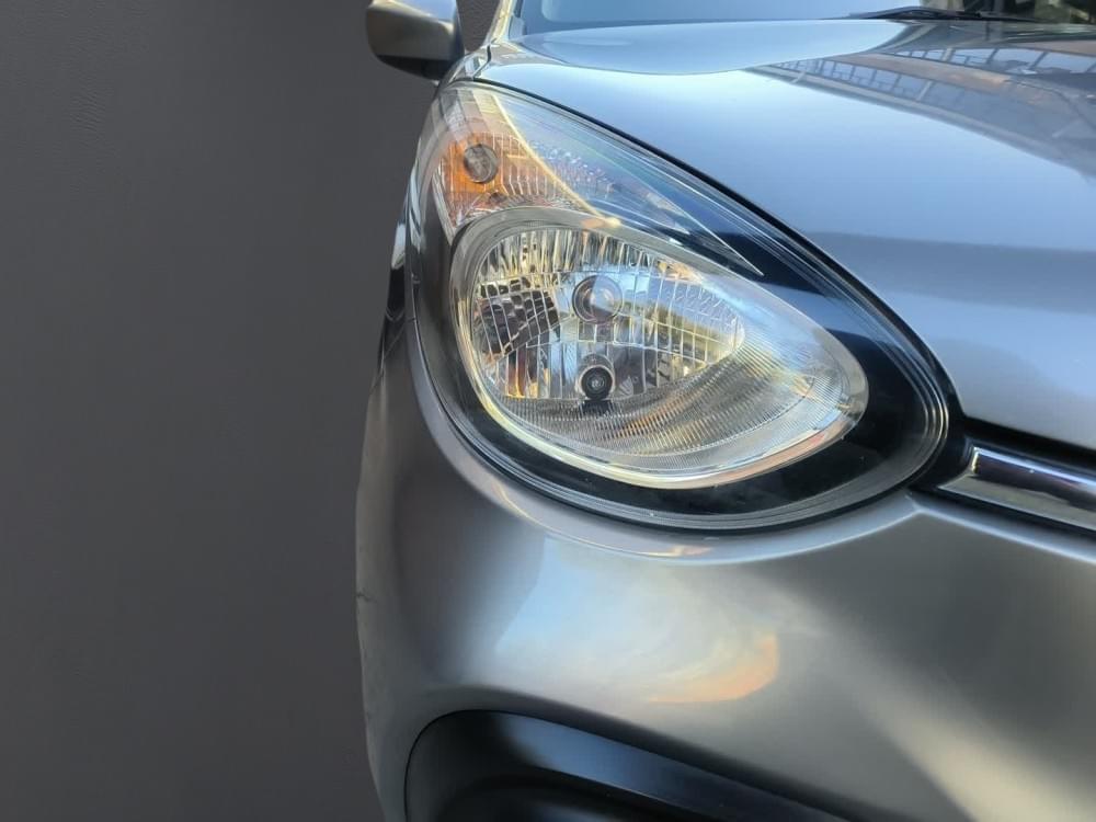 Toyota Vitz 1.0 Xr Mt