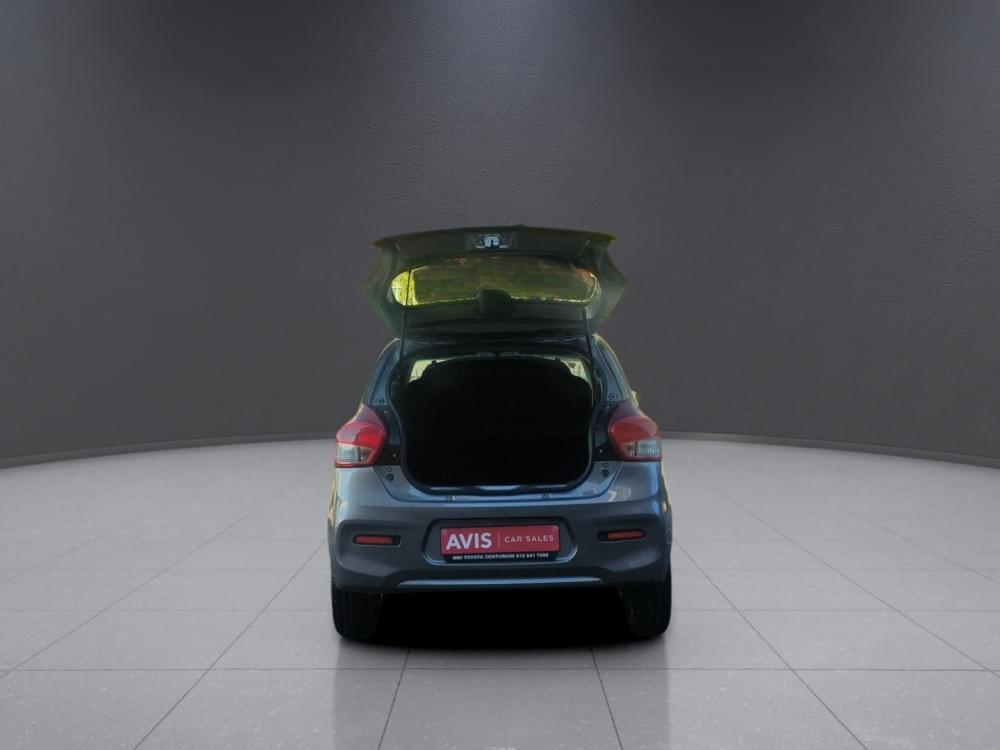 Toyota Vitz 1.0 Xr Mt