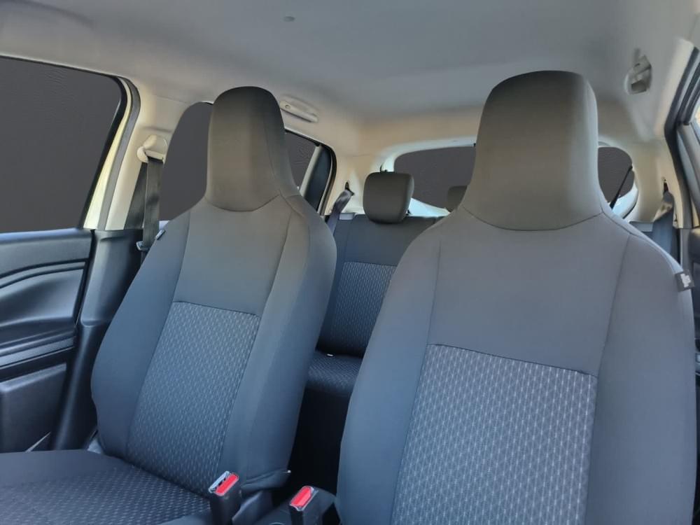 Toyota N/A 1.0 Mt