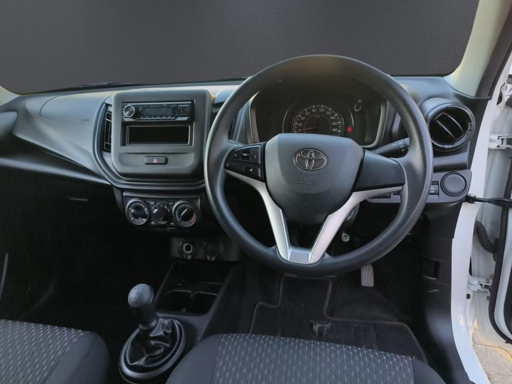 Toyota Vitz 1.0 Mt