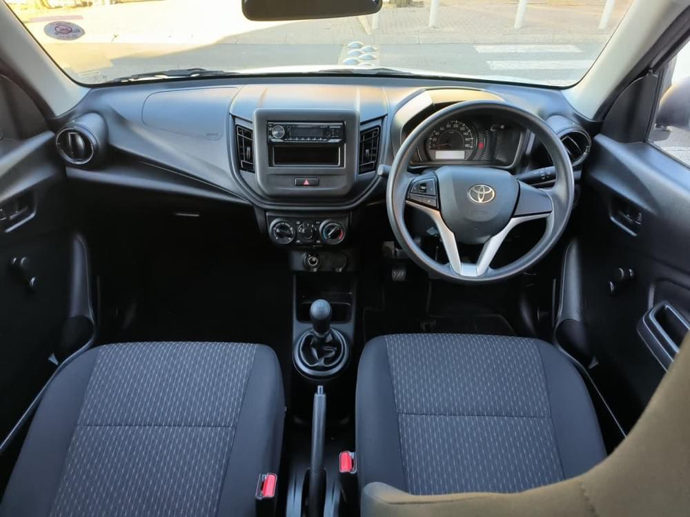Toyota Vitz 1.0 Mt