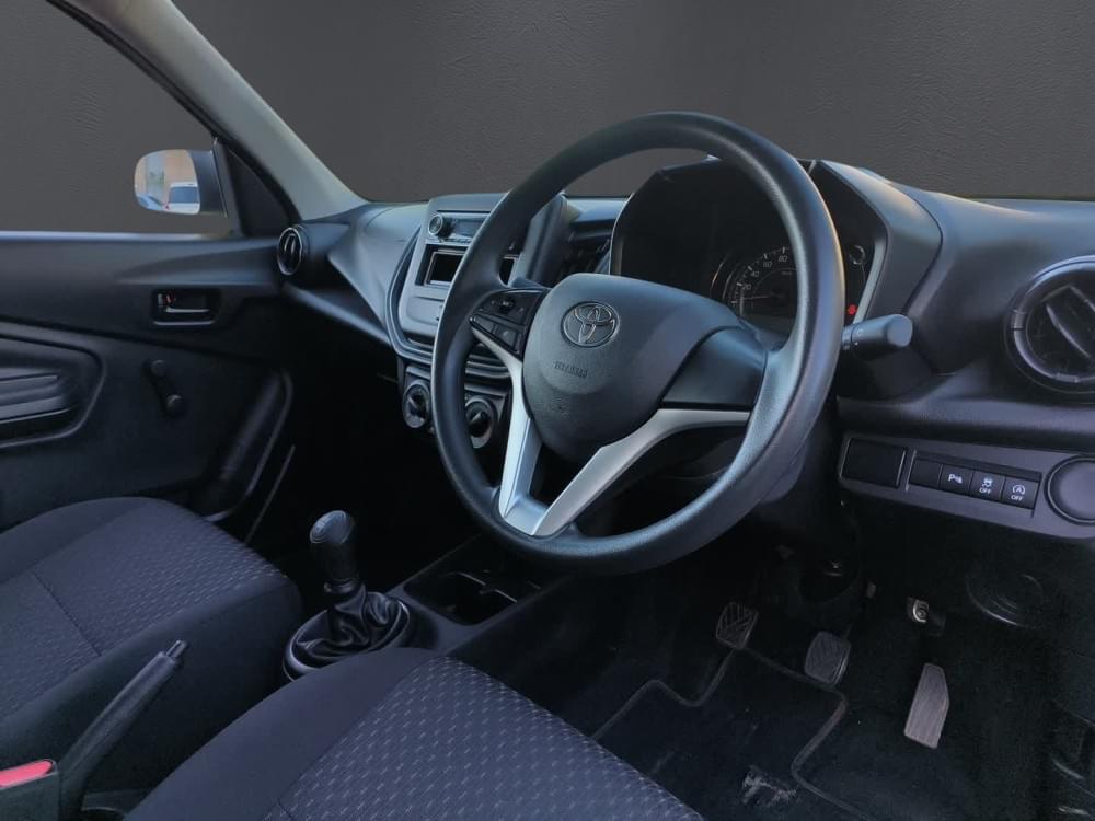 Toyota Vitz 1.0 Mt