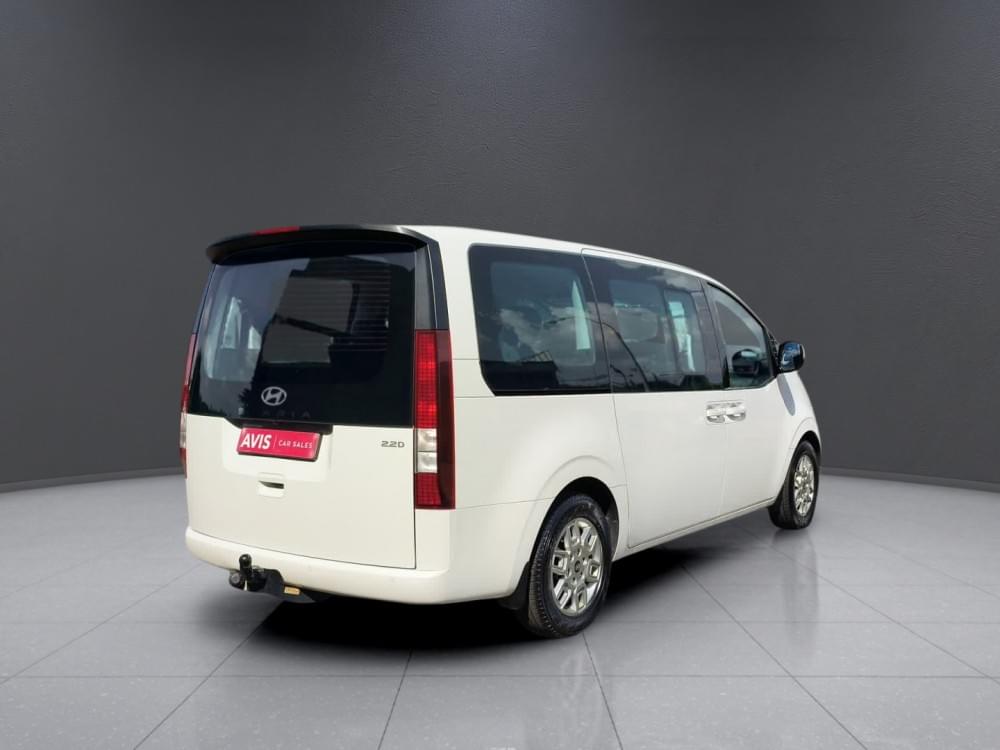 Hyundai Staria 2.2D Executive 9 Seater At