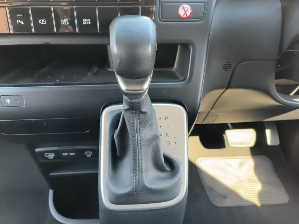 Hyundai Staria 2.2D Executive 9 Seater At