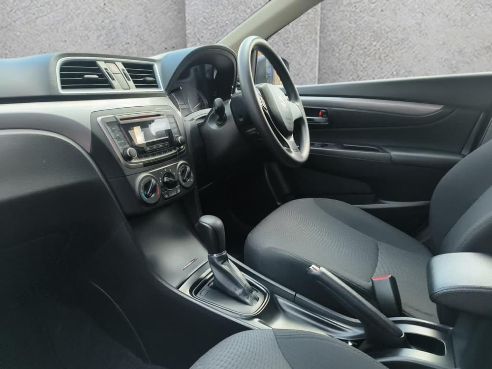 Suzuki N/A 1.5 Gl At