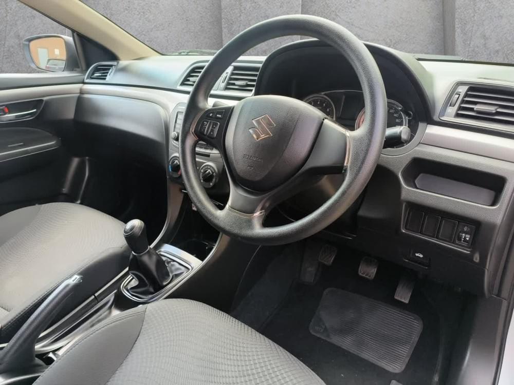 Suzuki Ciaz 1.5 Gl